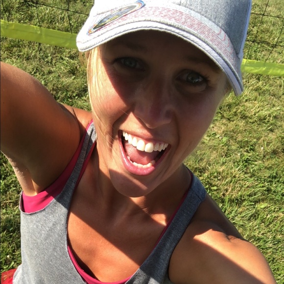 Meet your Posher, Kari - Picture 1 of 1